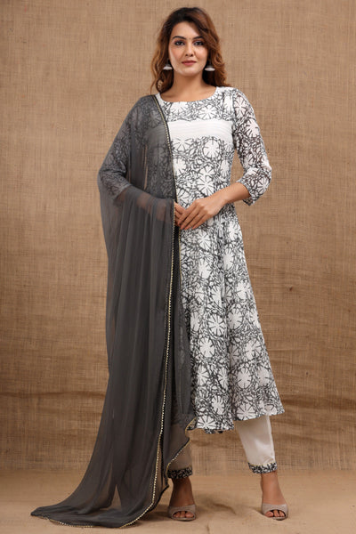 Women's Black Printed Anarkali Kurta with Pants & Dupatta Set by Saras The Label ( 3 Pc Set )