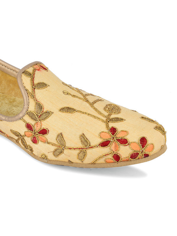 Men's Indian Ethnic Party Wear Embroidered Golden Footwear - Saras The Label