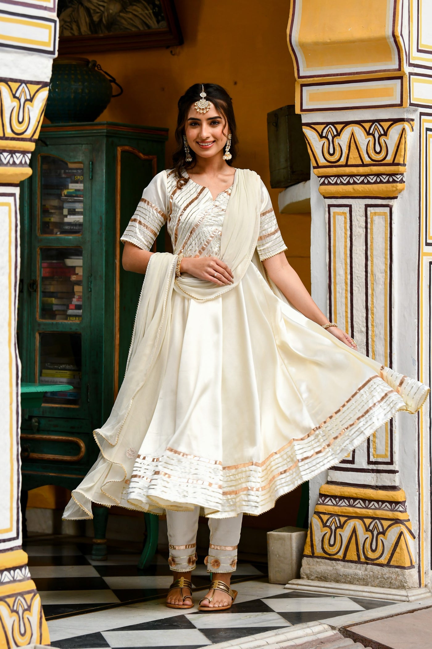 Anarkali White Suit For Women- 3Pc Set - Saras The Label